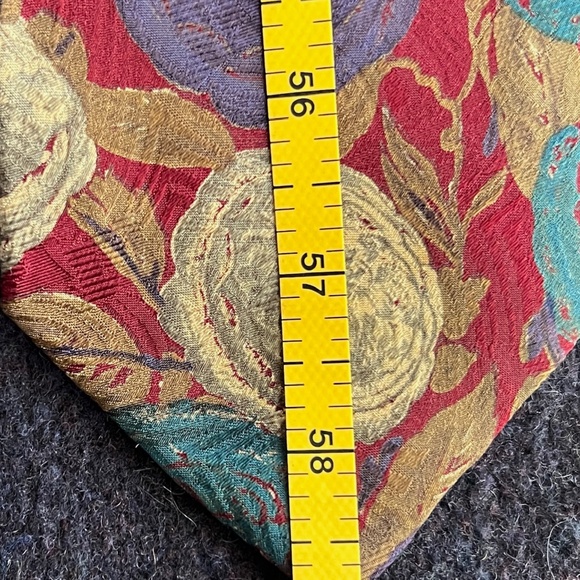 Ungaro Silk Tie - Picture 4 of 5